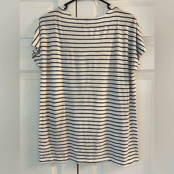 Gap Women’s Black/White Striped Lime Green Bead Studded Modal T-Shirt Top Size M - Picture 2 of 8